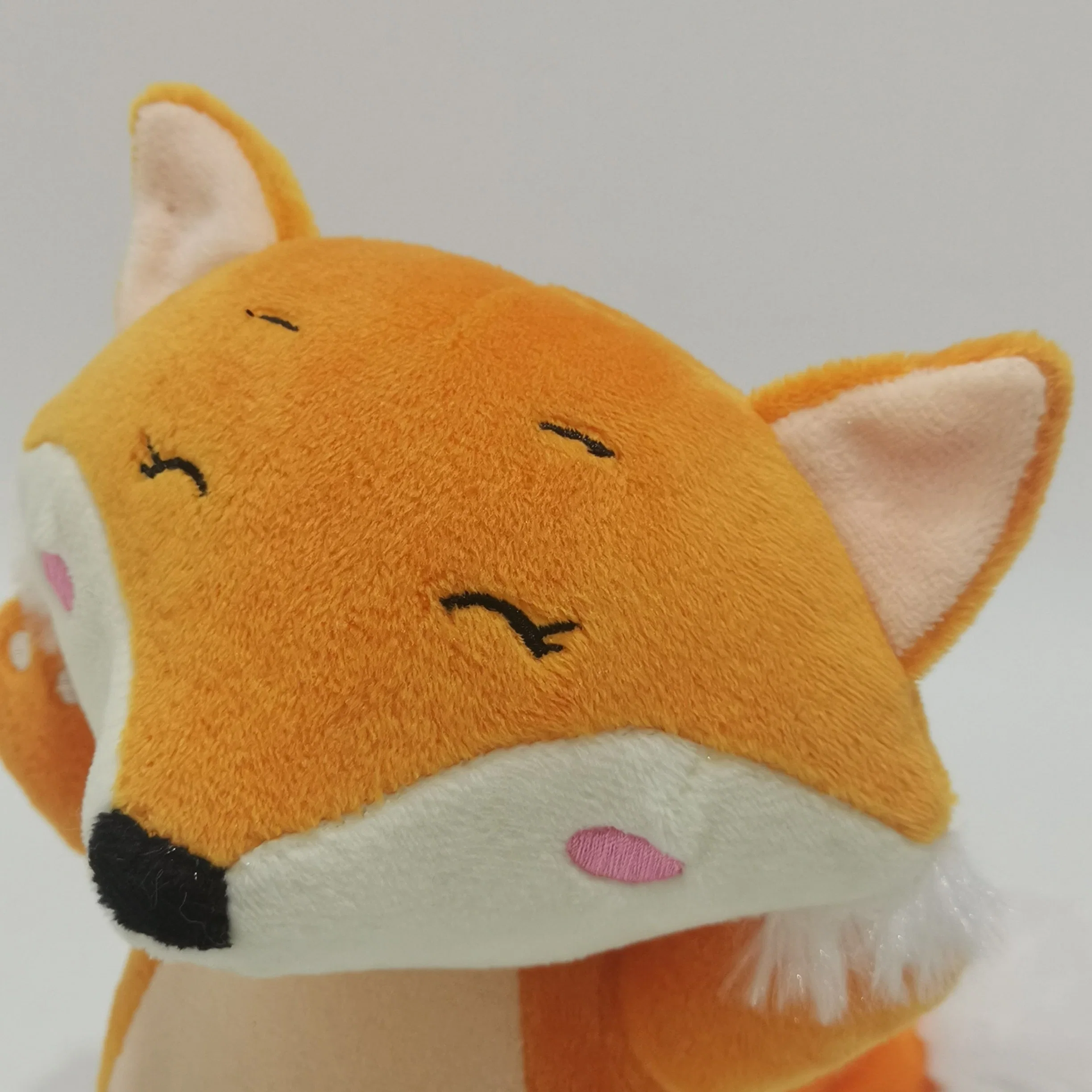 Amazon Hot Vender Artículo eléctrico Fox Regalos hablando de nuevo Plush Juguetes animados para niños Juega con otra fábrica de BSCI