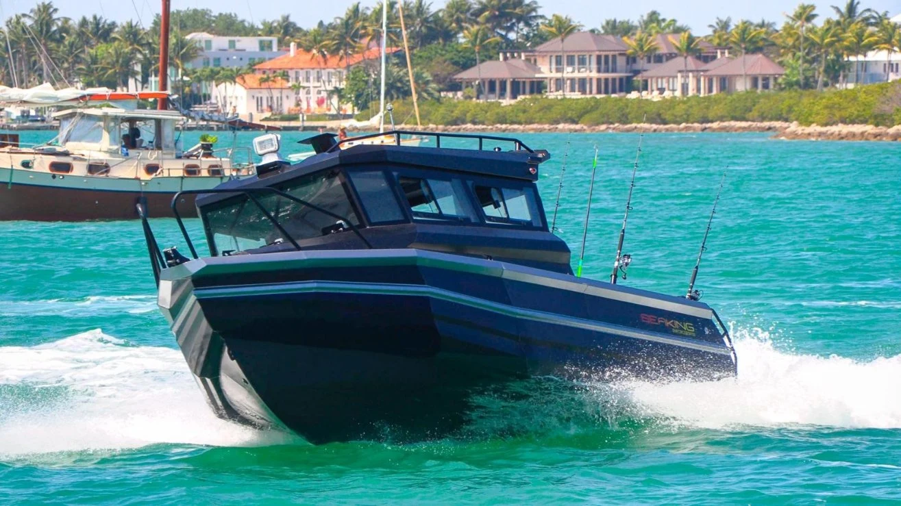 Bateau de pêche rapide en aluminium tout soudé avec cabine complète de 7,5 m (24,6 pieds), approuvé CE