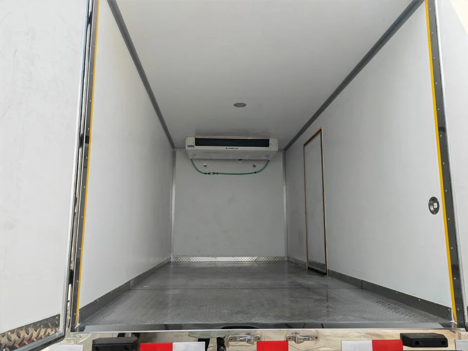 Sinotruck HOWO 3ton Thermo King Mobile chino Mini camiones frigoríficos frigoríficos