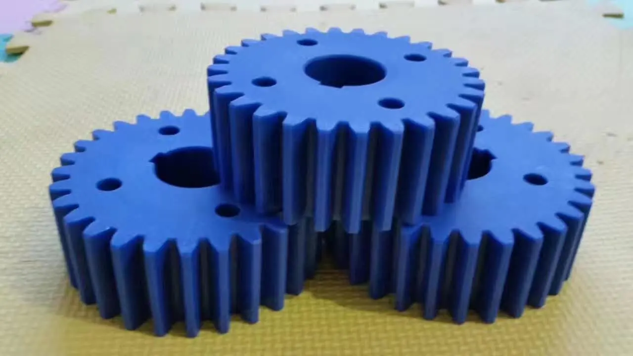 OEM PP/PC/PE/ABS/PVC/PS/Nylon-Kunststoff-Spritzgießanlage Helical Gear für Autoteile