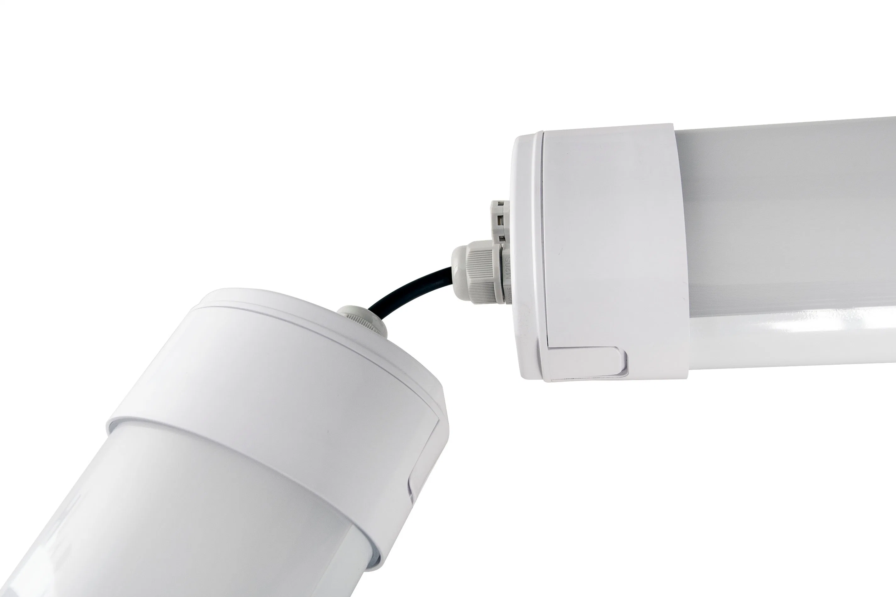 La luz blanca cálida ajustable 2pies 55/60/65/70W 100lm Triproof LED Iluminación lineal para situaciones de emergencia