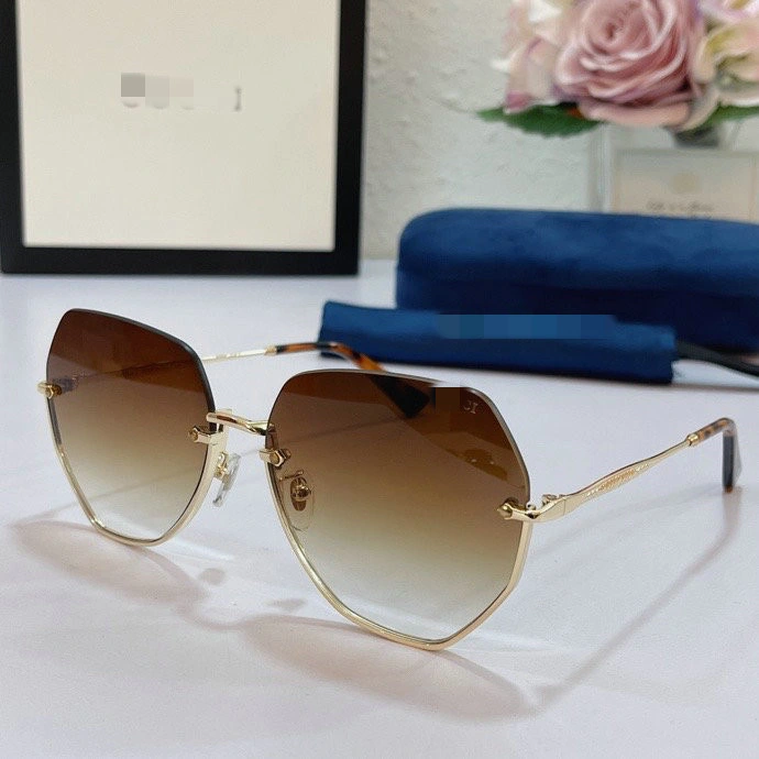 Women Fashion Retro Metal Big Frame with Small Face Sunglasses Women Fashion Sunglasses