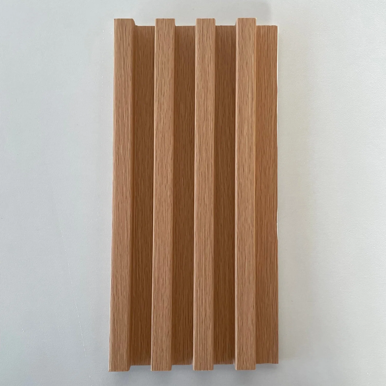 Factory Price Strip Wood Customized Modern Decoration Fluted WPC Wall Cladding