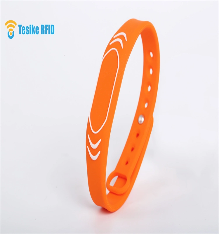 Customized NFC Fabric Bracelet 13.56MHz RFID Wristband for Sport / Event