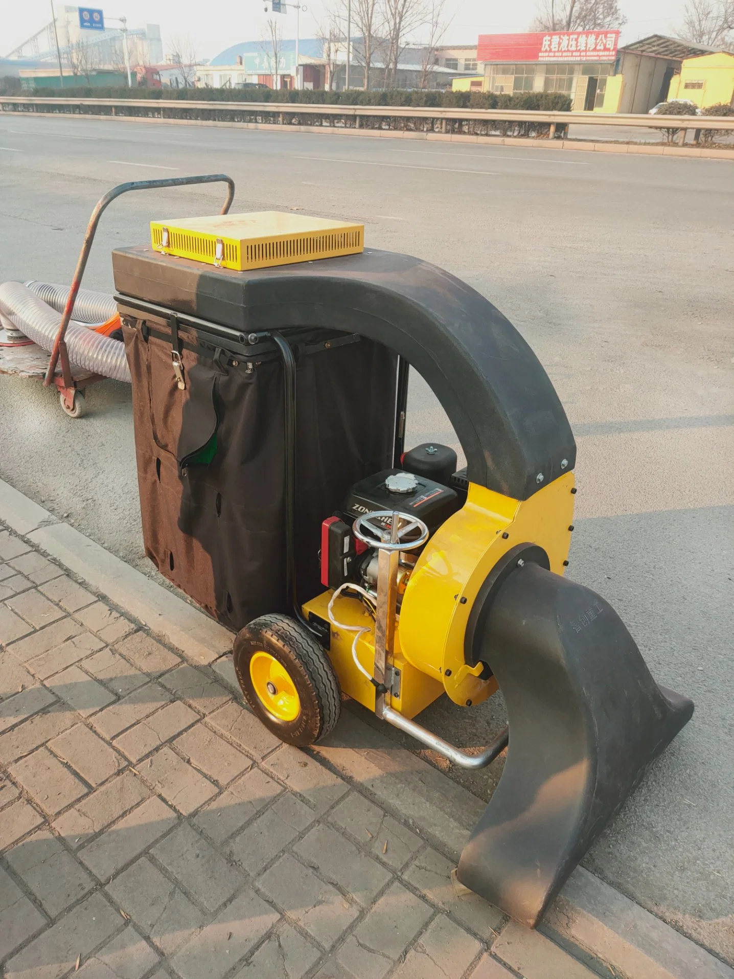 Garden Leaf Sweeper, Leaf Vacuum Machine, Lawn Leaf Collection Sweeper, Pavement Cleaner Price Discount Welcome Inquiry