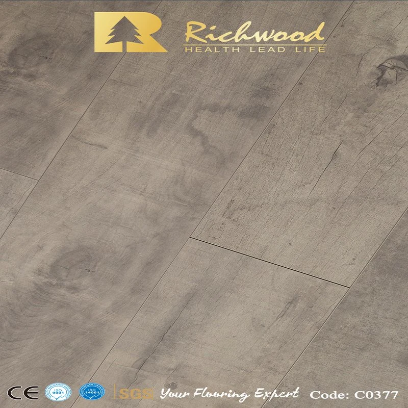 Household 8.3mm E1 Embossed Walnut Waxed Edge Laminated Floor