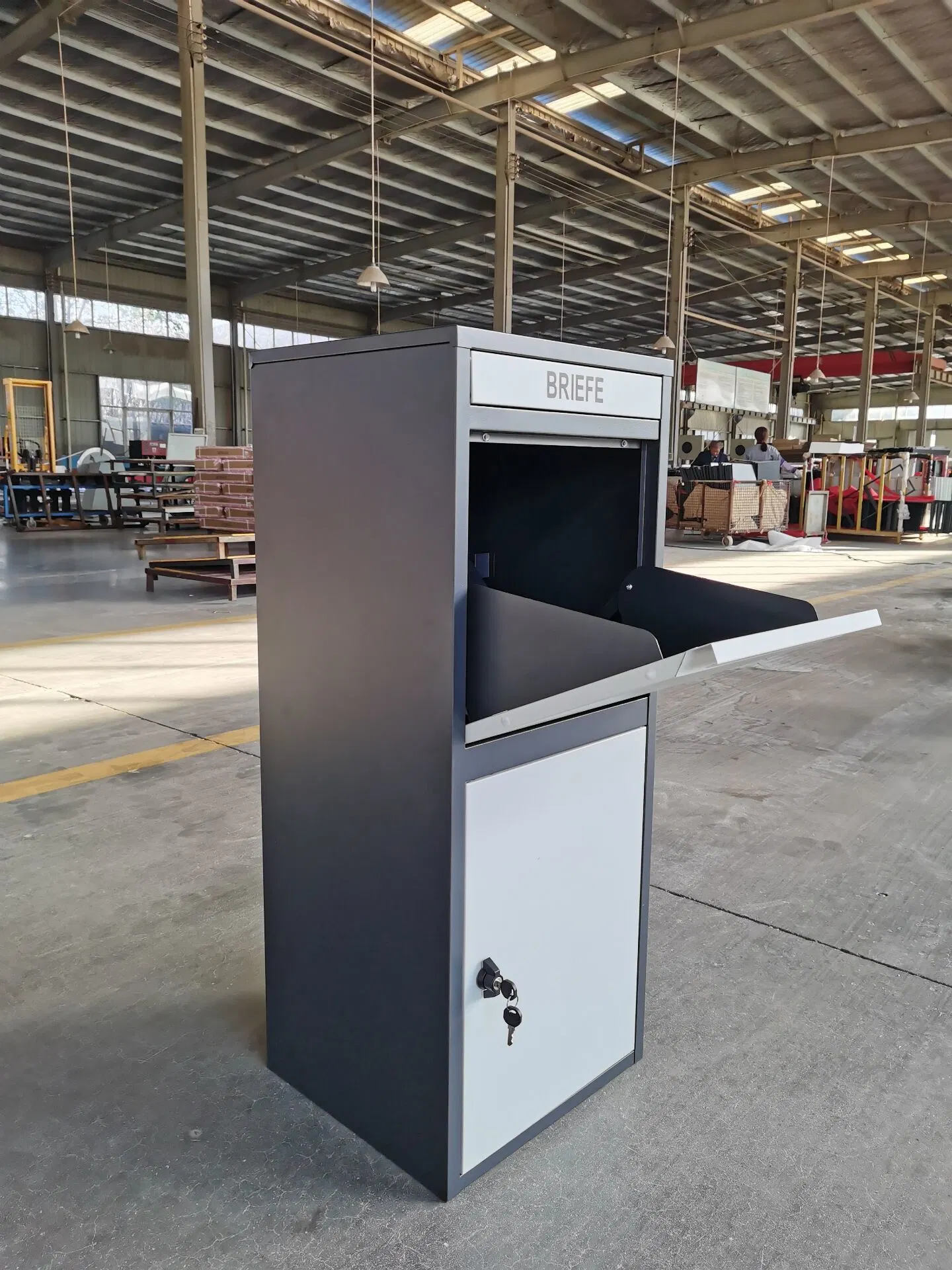 Caja de entrega de paquete de dos puertas de metal de diseño moderno