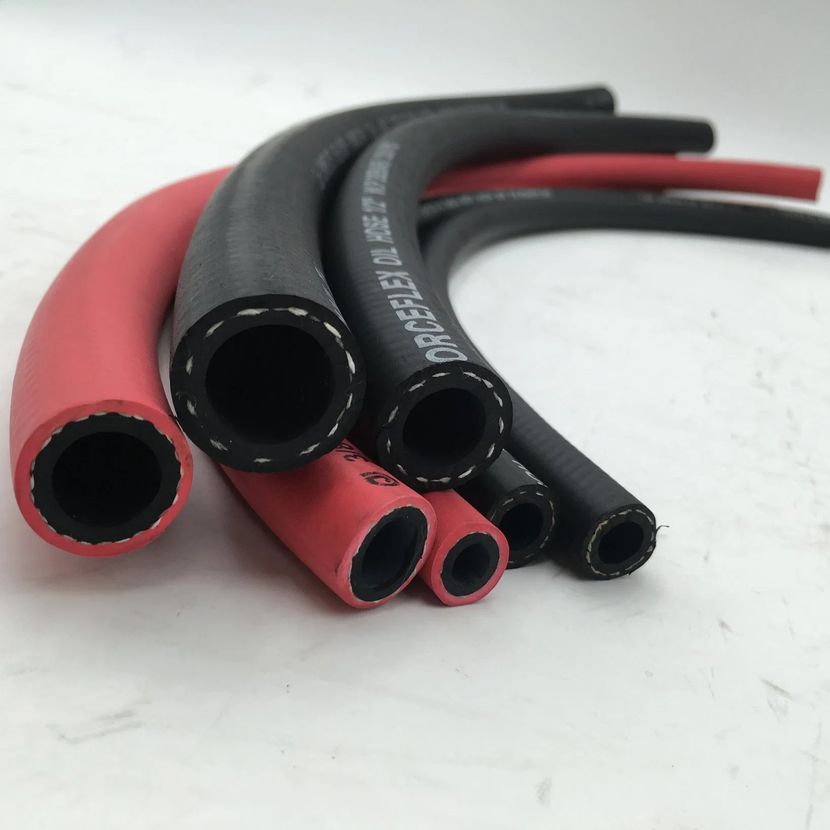 Smooth Cover Flexible Rubber Water Hose for Wire Cable Flexible Rubber Hose for Wire Cable Protection