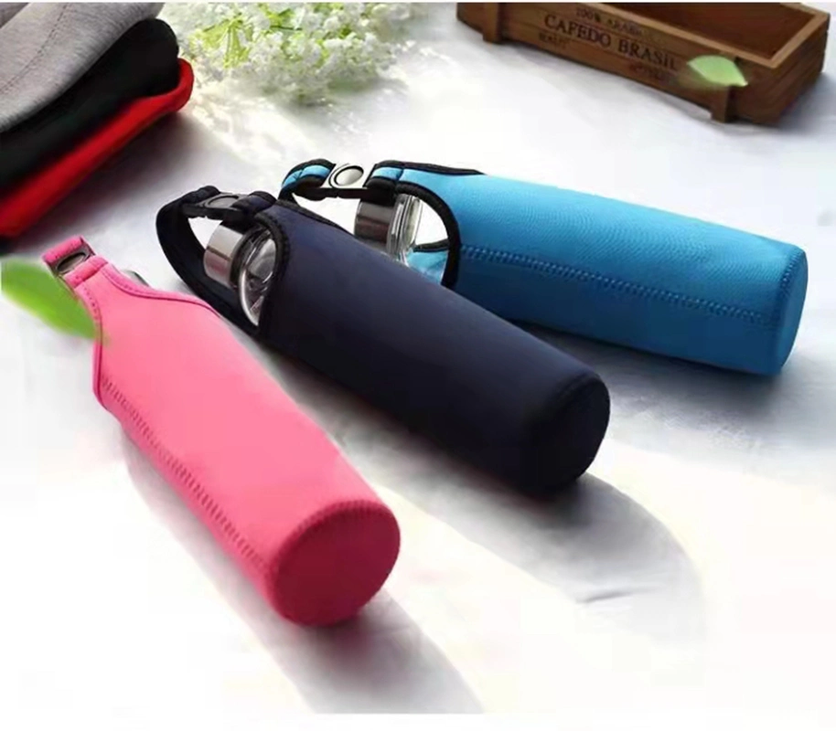 Neopreno Outdoor Sport la botella de agua Carrier, titular de la portador Tumber, aislado de la bolsa de la camisa negra con correas ajustables