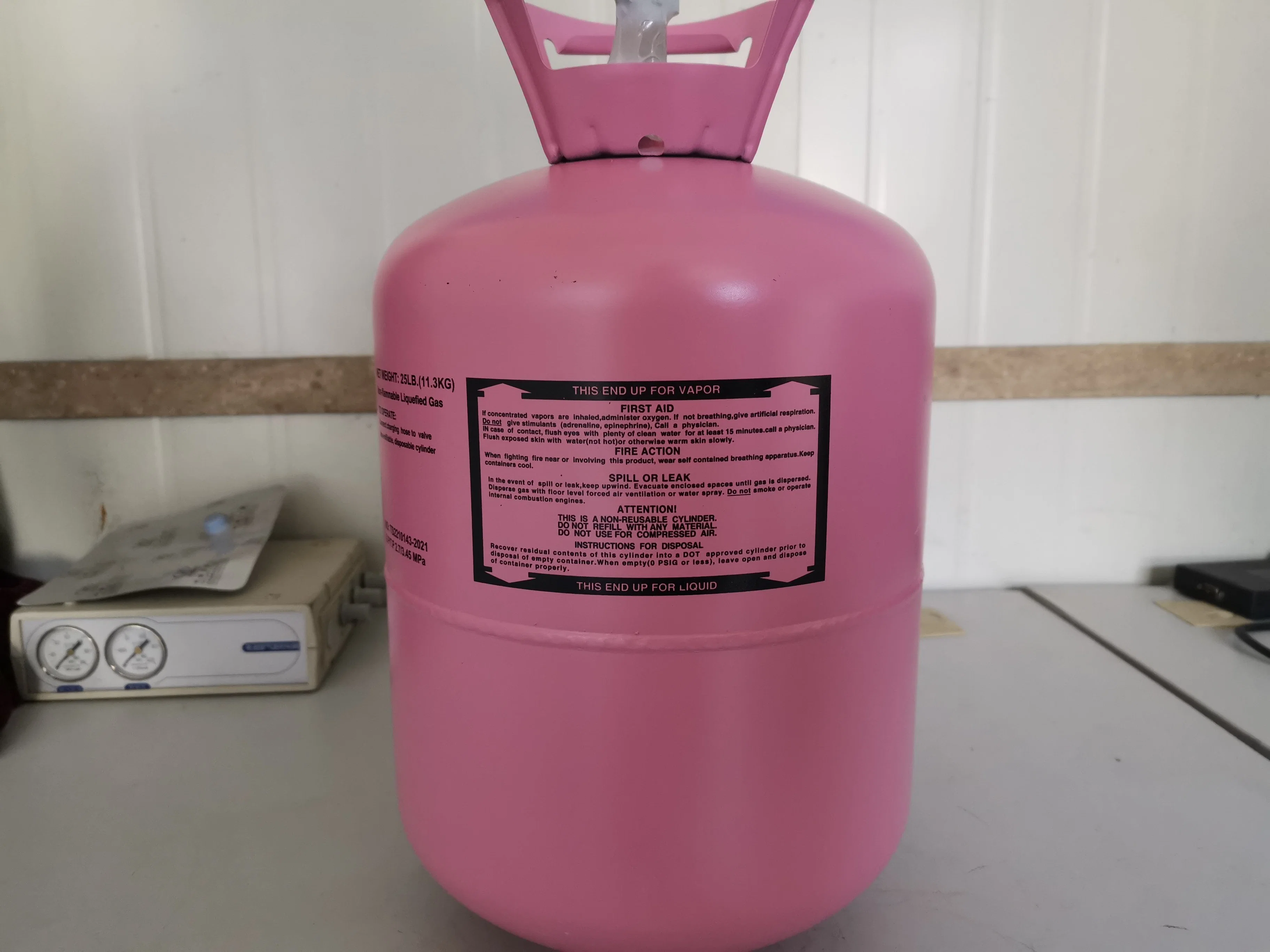 Hot Selling Good Quality R410A Refrigerante N. W: 11.3kg Refrigerant Gas