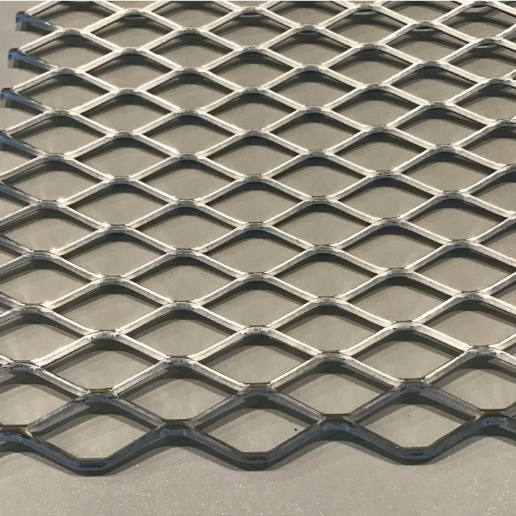 Fourniture d'une feuille en aluminium diamantée durable, prix d'une grille métallique en treillis métallique expansé.