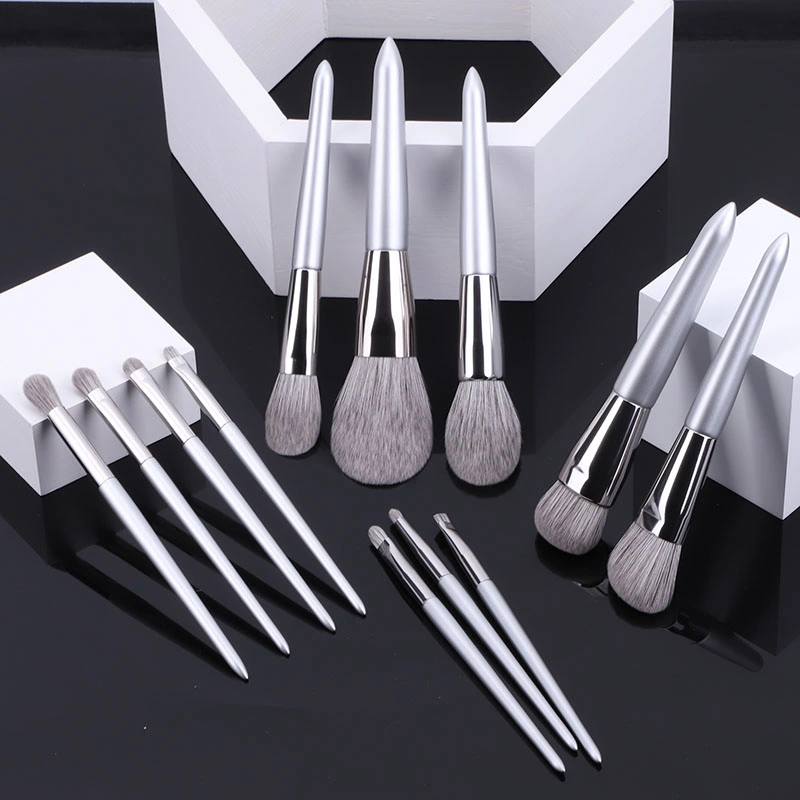 Natural Hair Makeup Brushes Silver 12PCS Makeup Brush Set Customized Logo on Ferrule