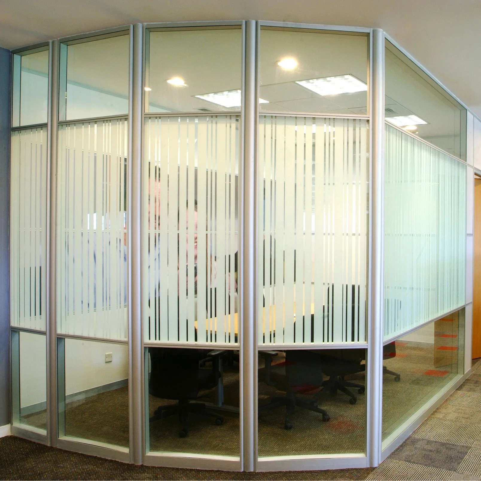 Chinese Customized Sound Proof Safety Aluminum Tempered Glass Wall Office Partitions Building Material