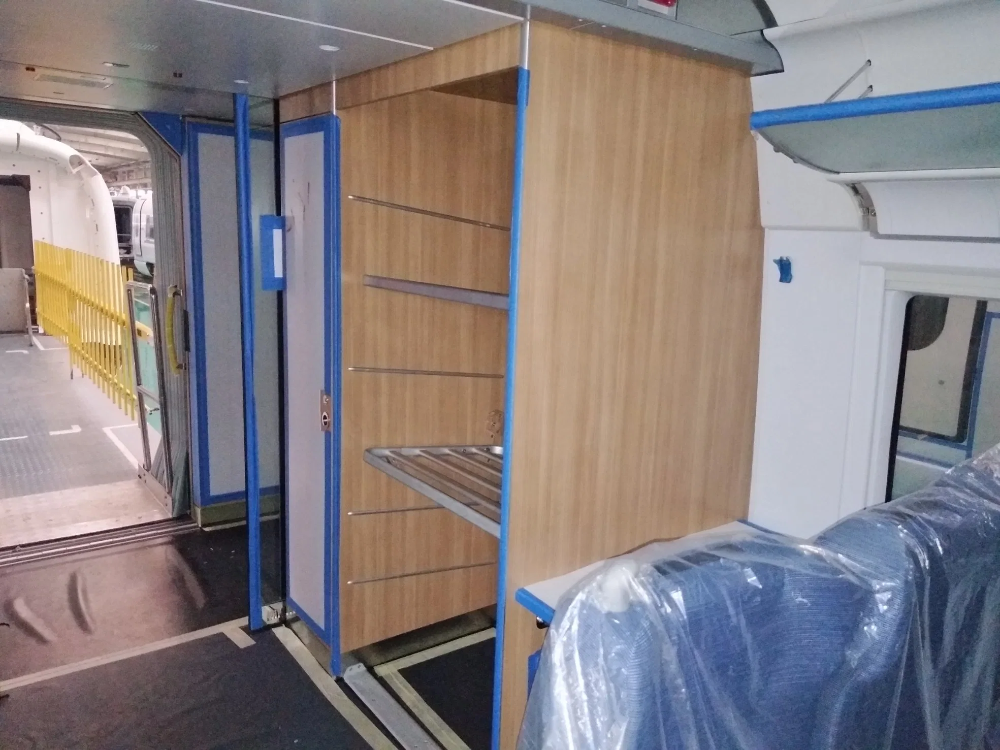 Soundproof Plywood Board Use for Bullet Train Cabinet