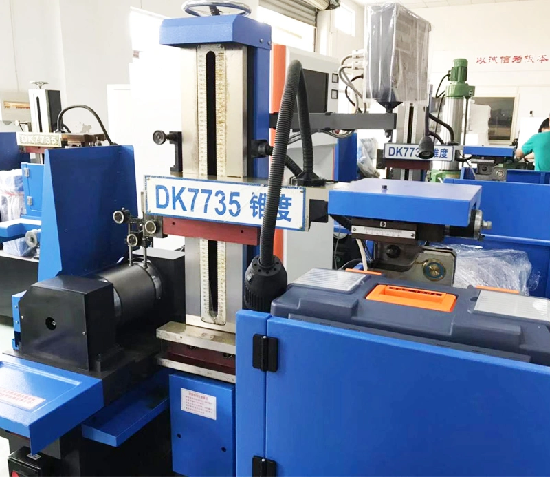 High Speed Molybdenum Wire Cutting Machine Electric Spark Dk7720