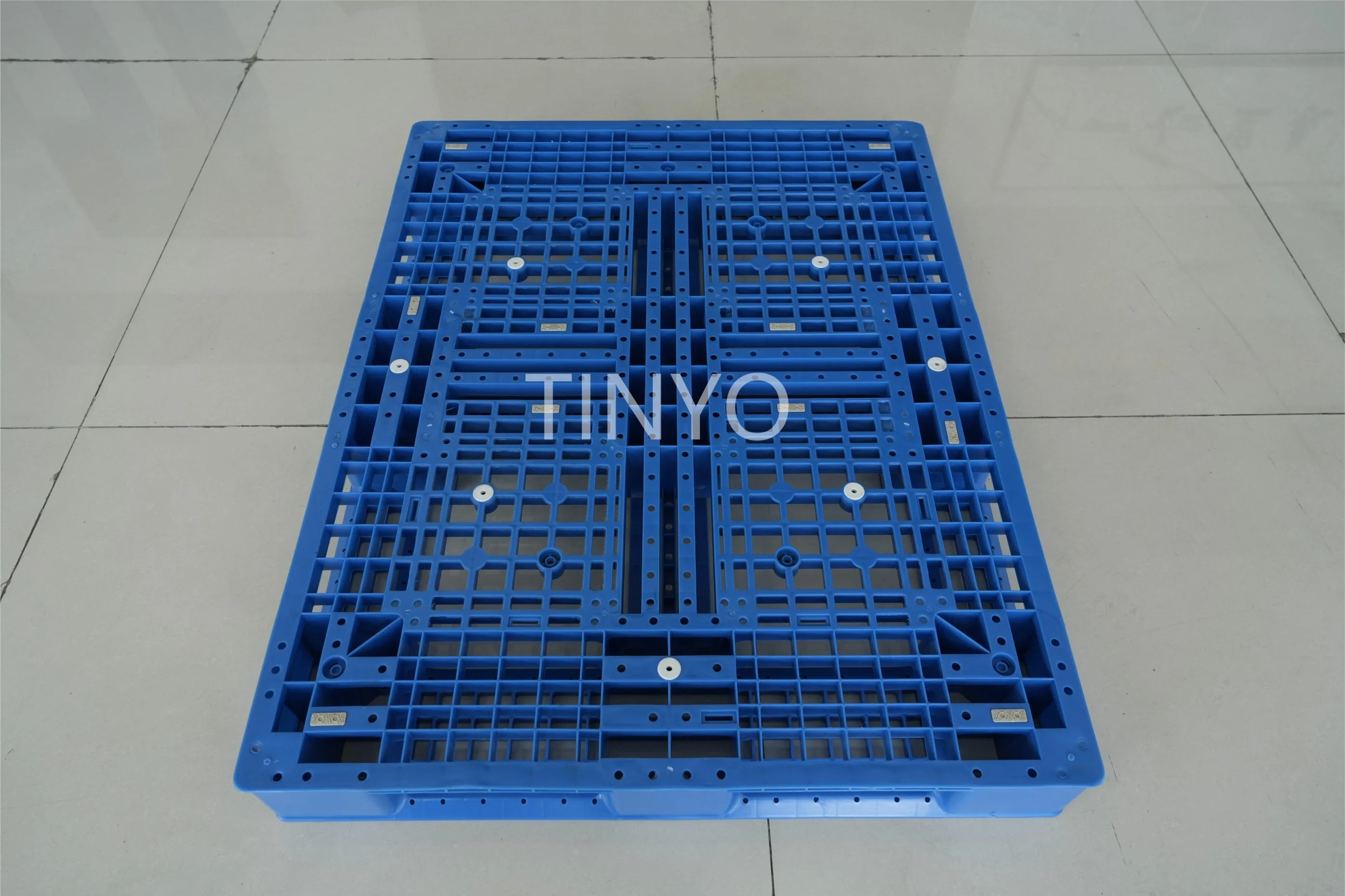 Custom Made Field Grid Recycled Wholesale Recycled PVC Euro Storage Rack Plastic Pallets