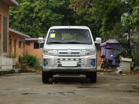 EV Ruichi Ec72 Elektro-Pickup Truck zum Verkauf mit links Handantrieb und Ausdauer Laufleistung von 250km Linkslauf Auto verwendet Elektroauto 0km km VPN