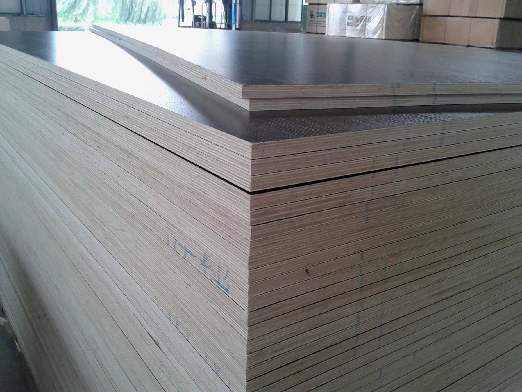 Double-Sided White Melamine Laminated Plywood Wood Smooth Board Manufacturers