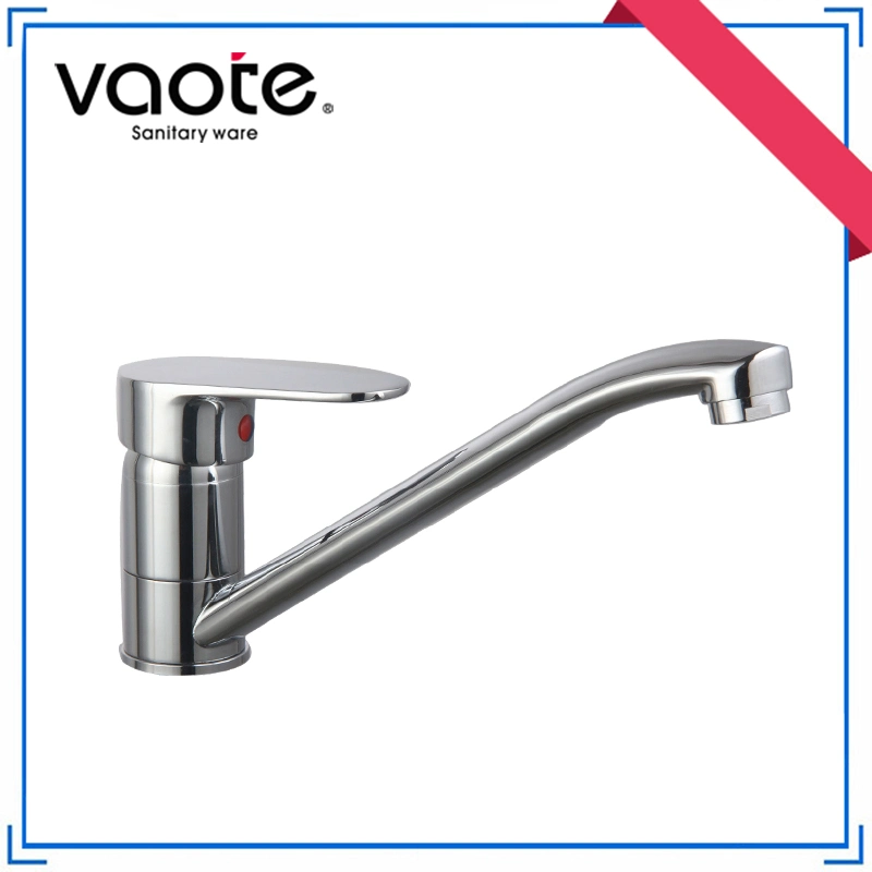 Brass Body Cheap Sink Kitchen Faucet Mixer with Single Handle (VT14105)
