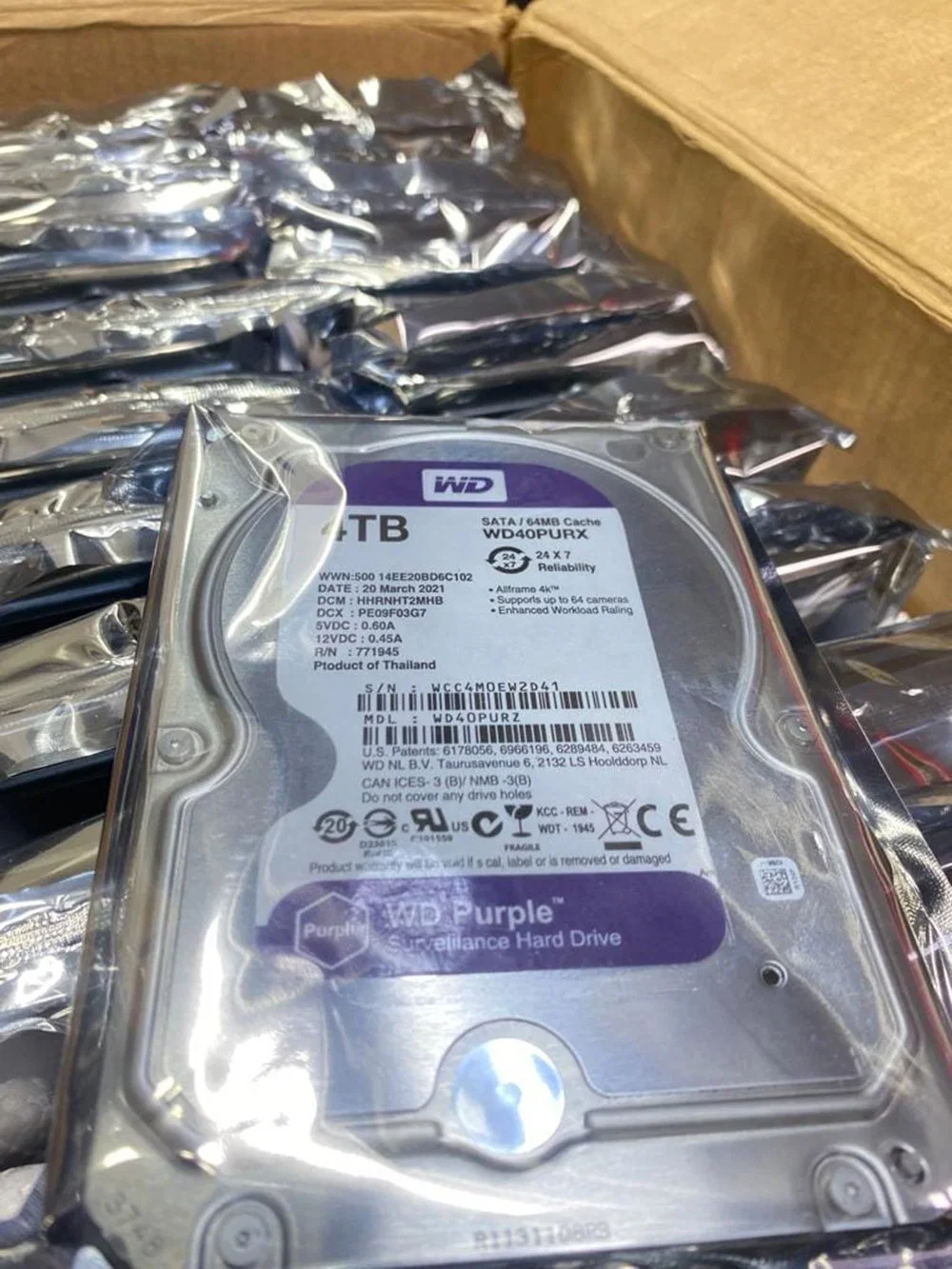 Western Digital Surveillance Violet 4To de disque dur Disque dur interne de 5400 tr/min 3,5 pouces (WD40PURX) DEO/disque dur SSD