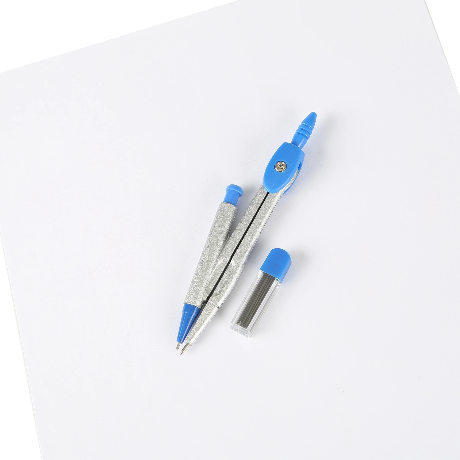 M&G Stationery Aluminium Alloy Compass Set with Plastic Transparent Box