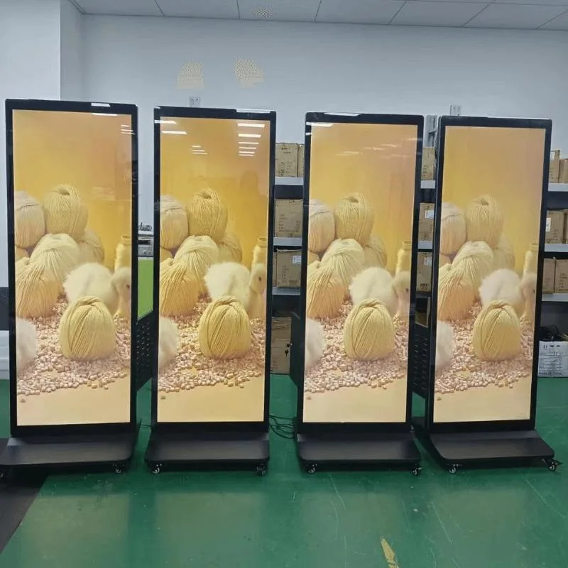 شاشة LCD جديدة أنيقة مزودة بشاشة LCD مزودة بشاشة عرض وطراز WiFi Screen Totem Kiosks 55 بوصة أجهزة تشغيل الإعلانات الداخلية