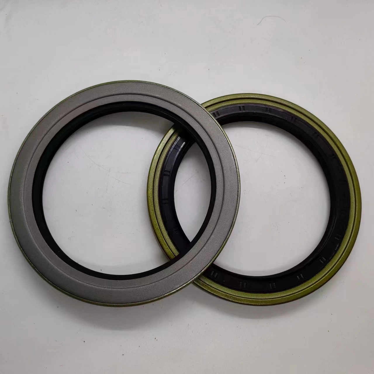 Ta 127*165.1*16 Oil Seal NBR FKM