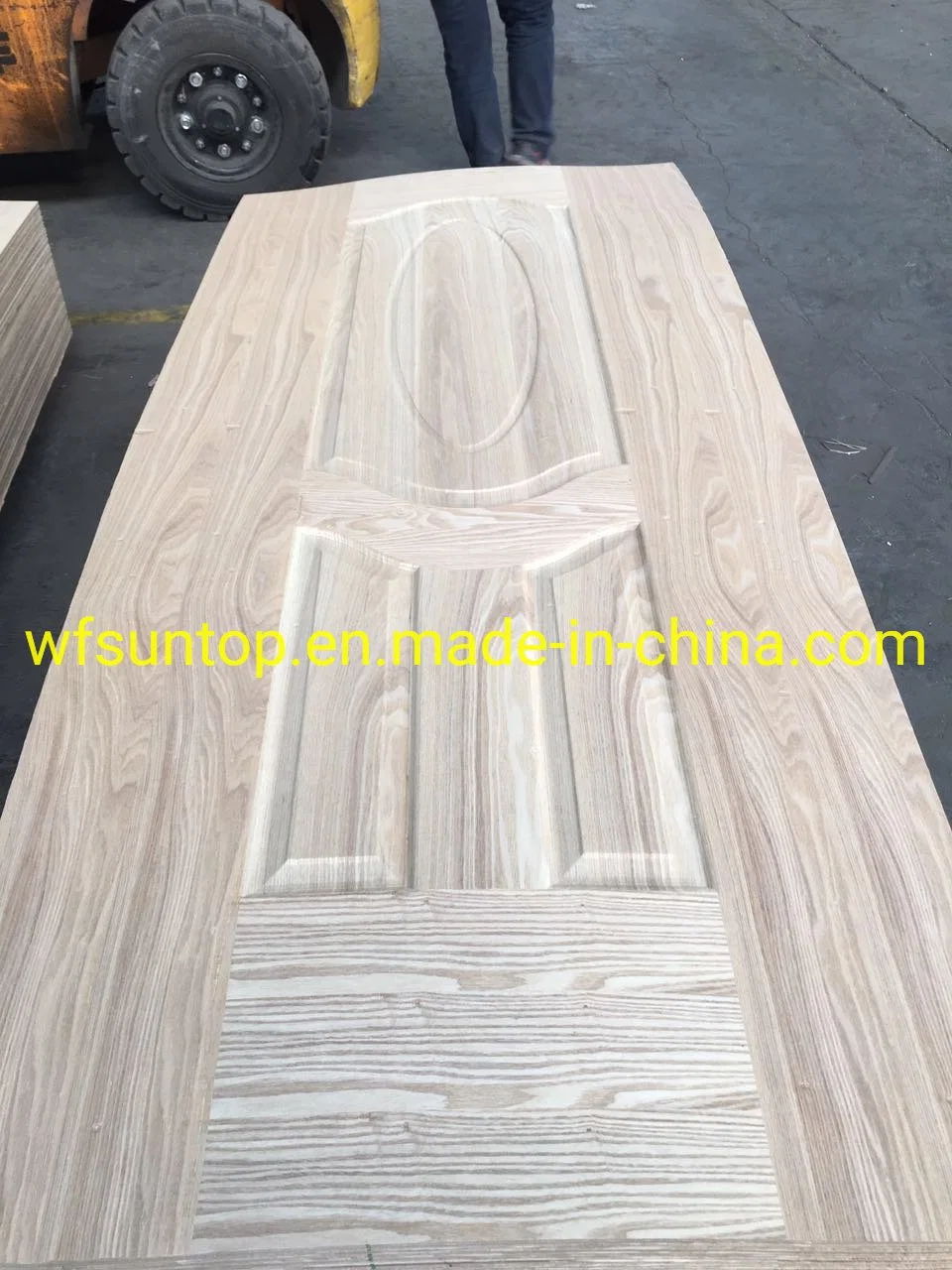 Interior Natural Ash Solid Wood Doors Veneer Moulded Door Skin