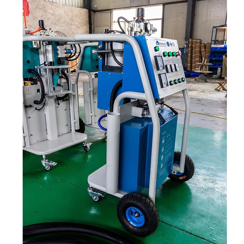 Roof/Swimming Pool Coating Polyurea Spray Machinery Polyurethane and Polyurea Foam Spray Machine for Sale