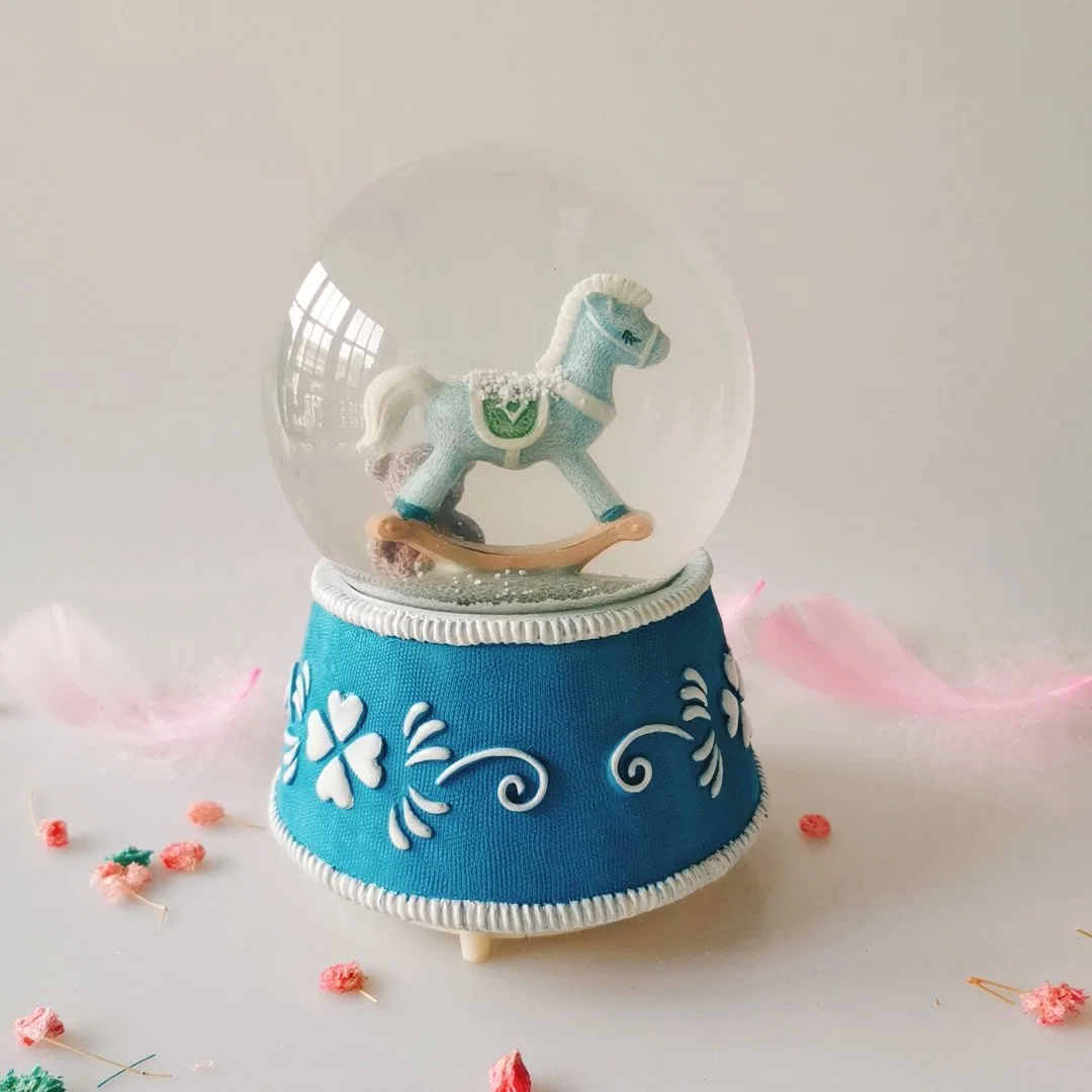 Custom Holiday Decoration Gift Resin Craft Music Light Automatic Snowing Snow Globe