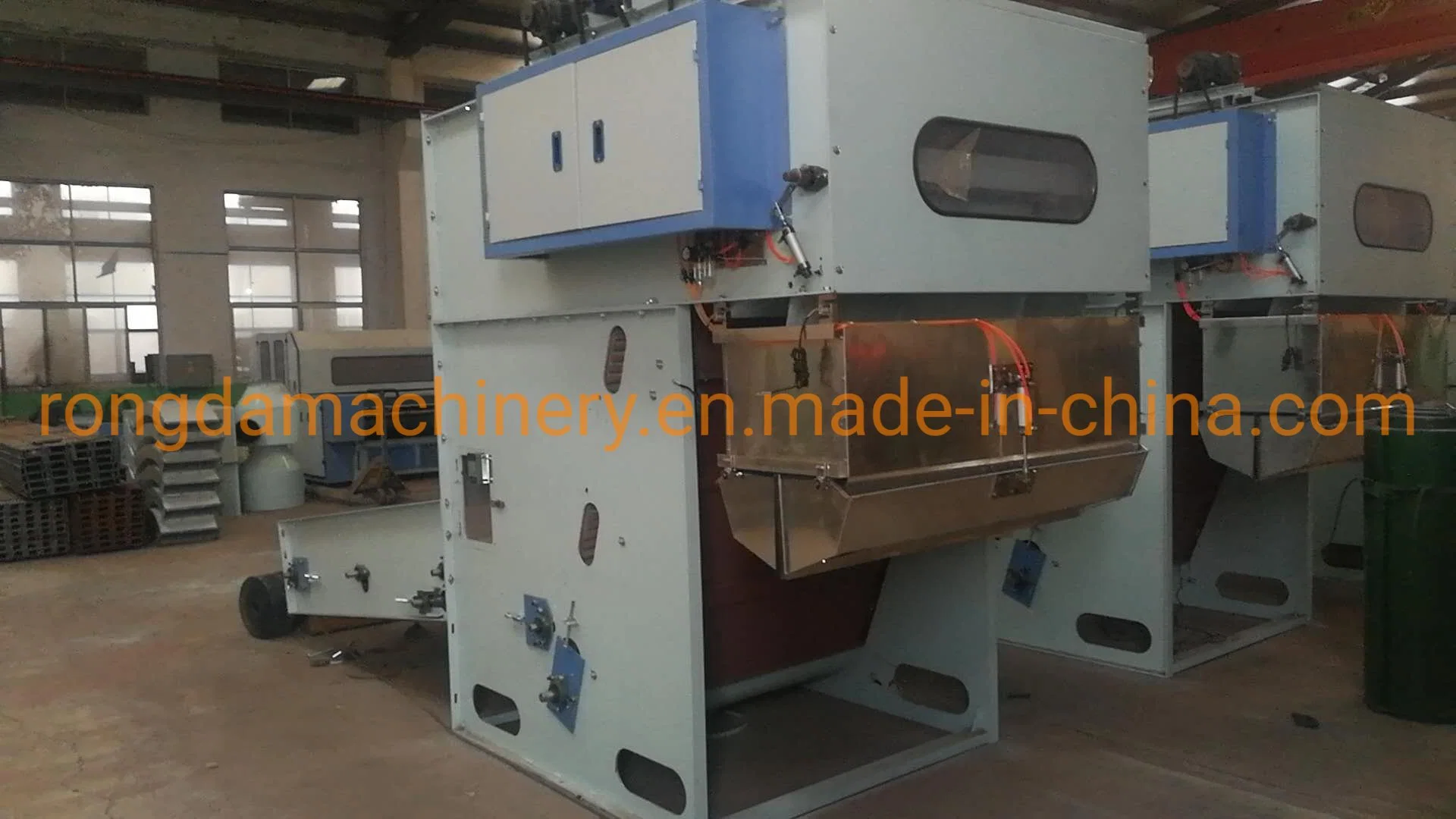 Factory Price and Custom-Made Working Width Electric Bale Opener Which Can Mix Three Kinds Material and Control Each Weight