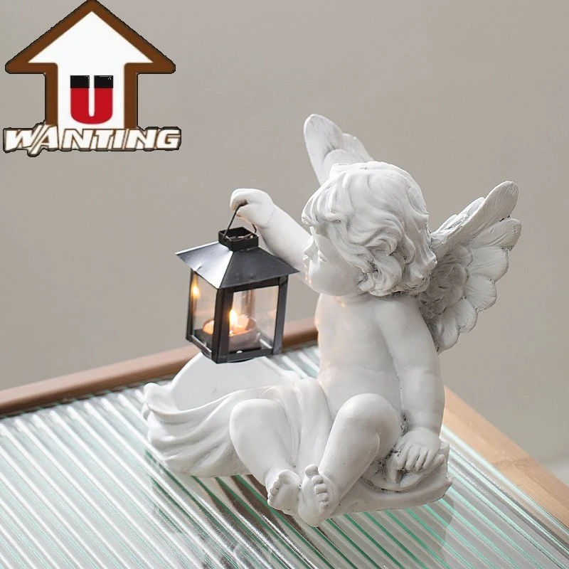 Свет солнца белый Ангел стороны фонарем смола статуи сад оформлены церкви стиле