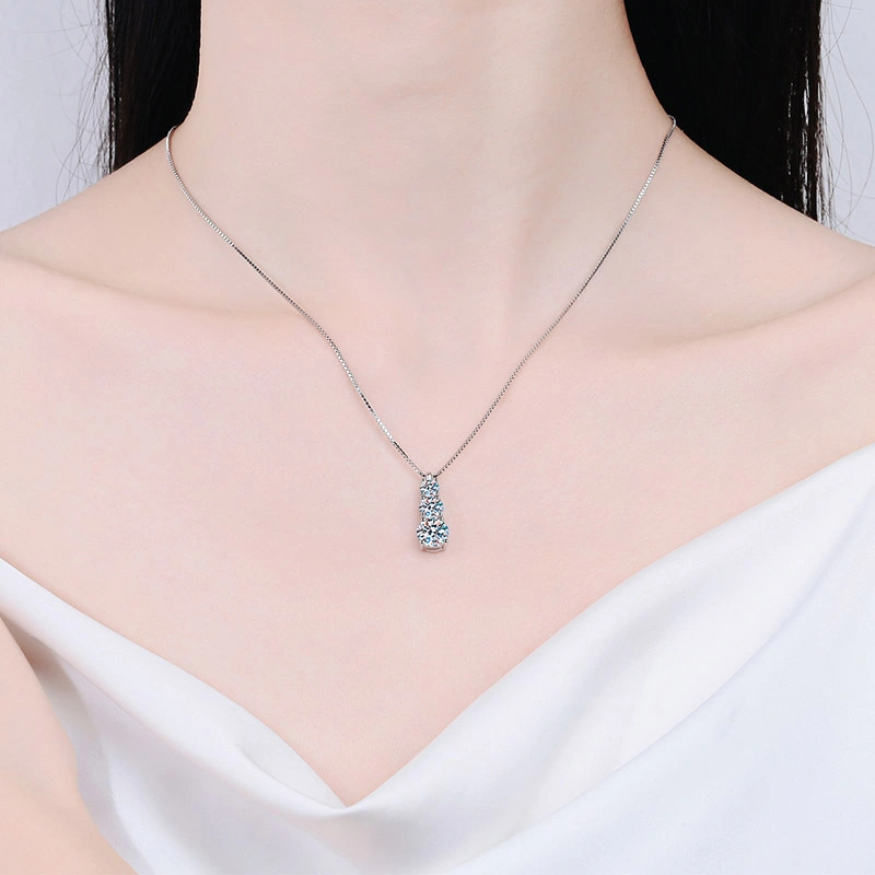 Sample Customization 925 Sterling Silver Necklace Female Moosanshi Step by Step Promotion Clavicle Chain Plated PT950 Gold Pendant Jewellery