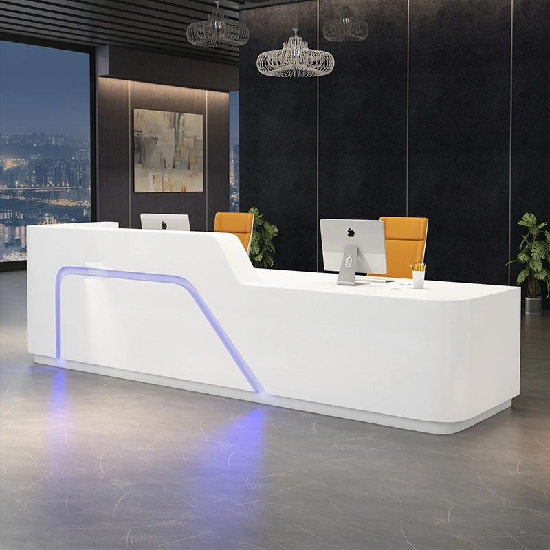 Mobiliario de oficina mínimo elegante Escritorio de recepción con tira de luz LED