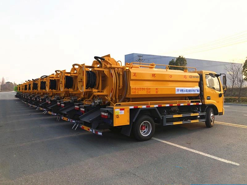 China Special Truck 1500 Liters Water Tank and 4000 Liters Suction Tank Vacuum Sewage Tank Truck