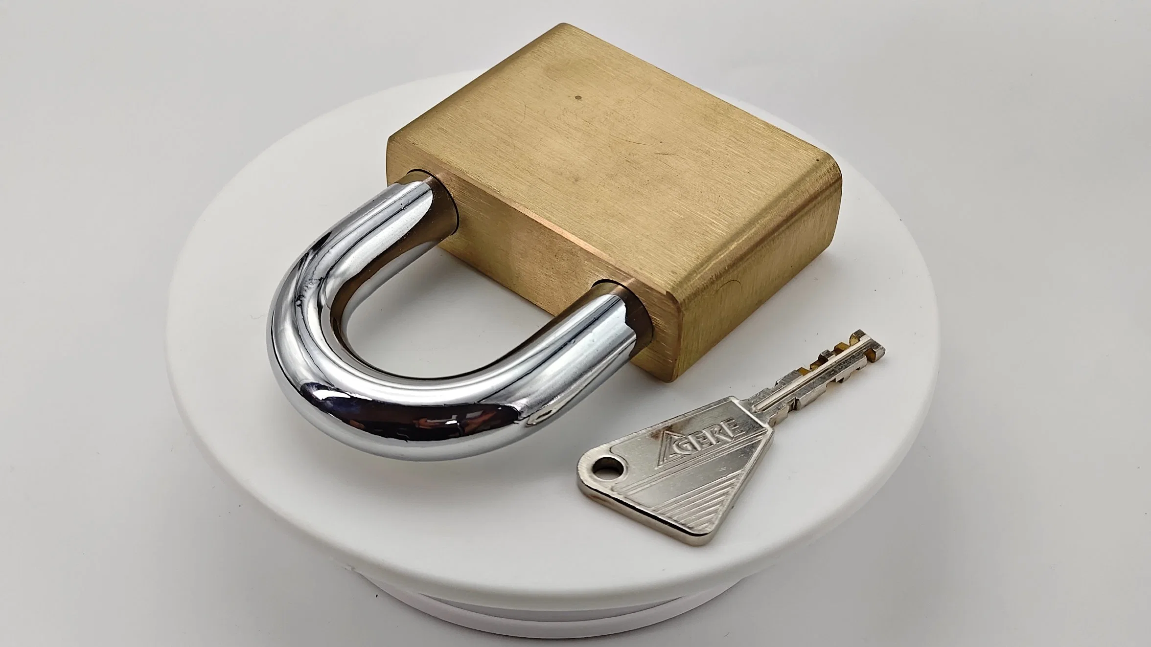 Brass Multifunctional Anti-Cutting and Anti-Drilling Padlock