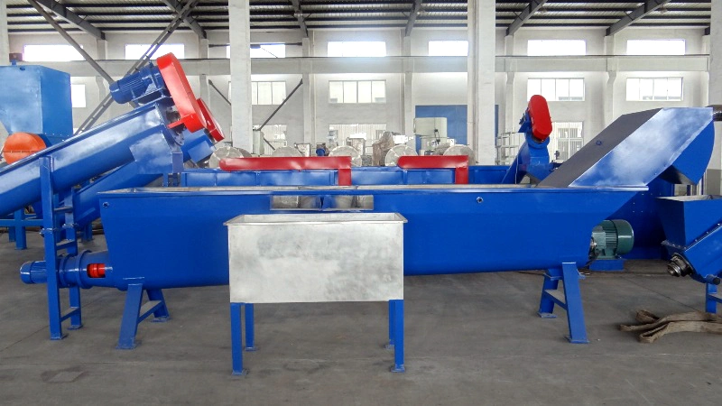 Yatong 500kg Pet Flake Washing and Recycling Line Pet PE PP Crushing and Washing