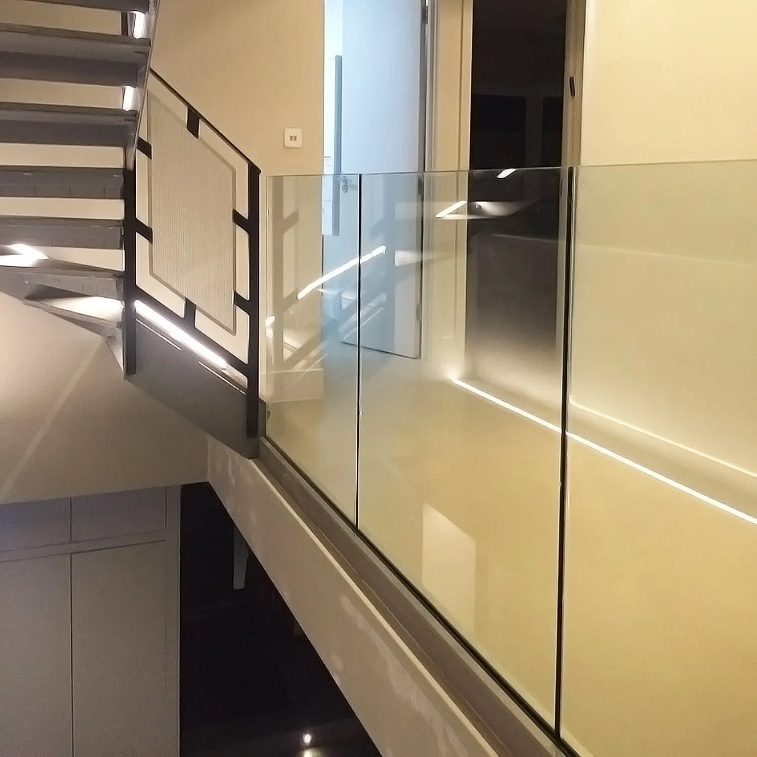 Estándar ASTM American Hotel valla de vidrio laminado templado de la escalera