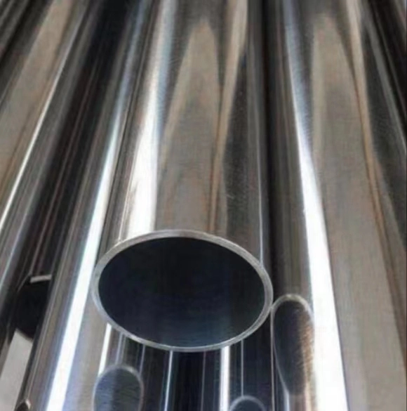 Stainless Steel Pipe SUS 304 304L GB Standard 0.6-10mm Thickness Customized Size for Building