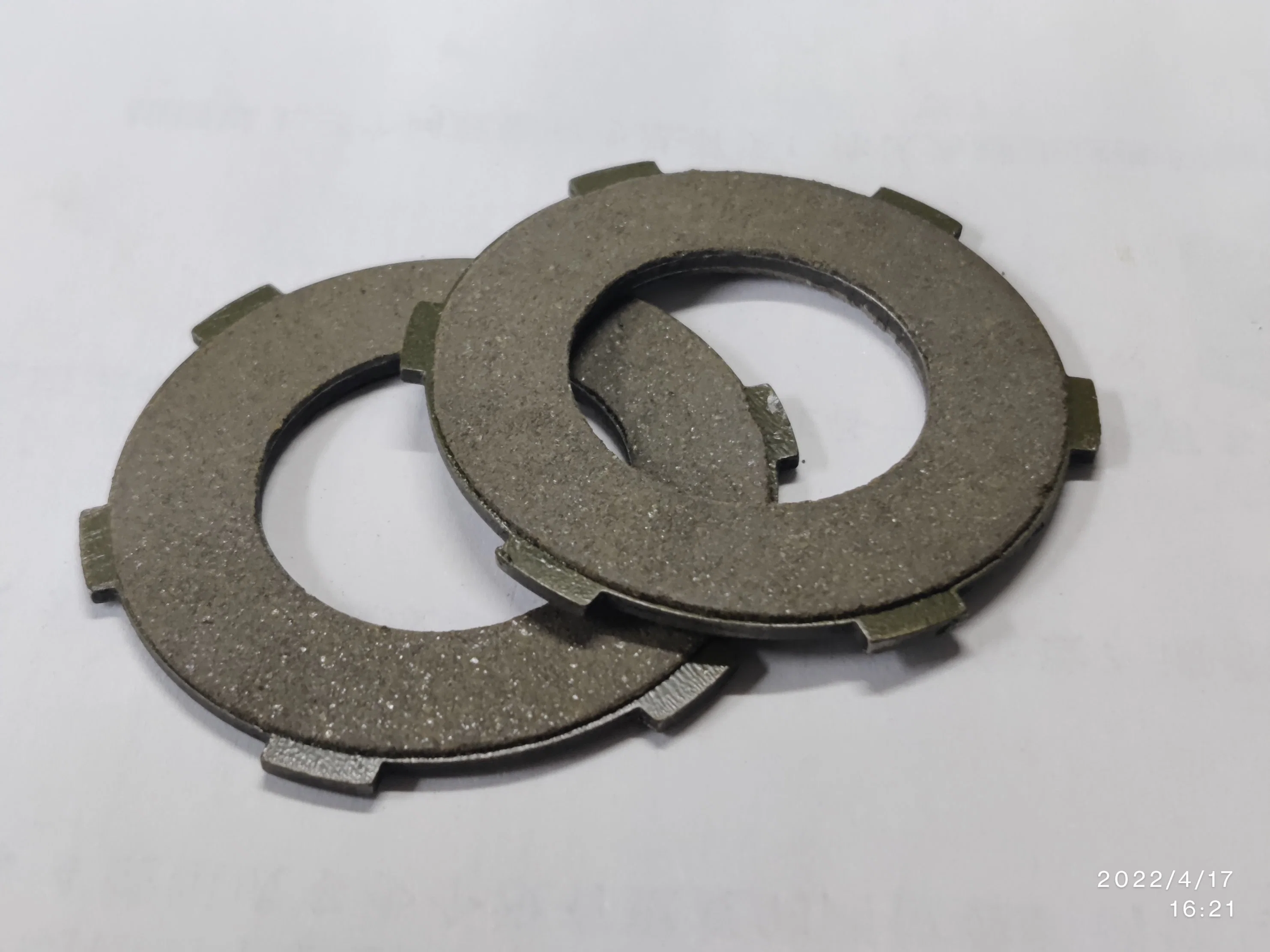 Disque de friction de disque d'embrayage de transmission à base de papier pour chargeuse sur pneus Volvo