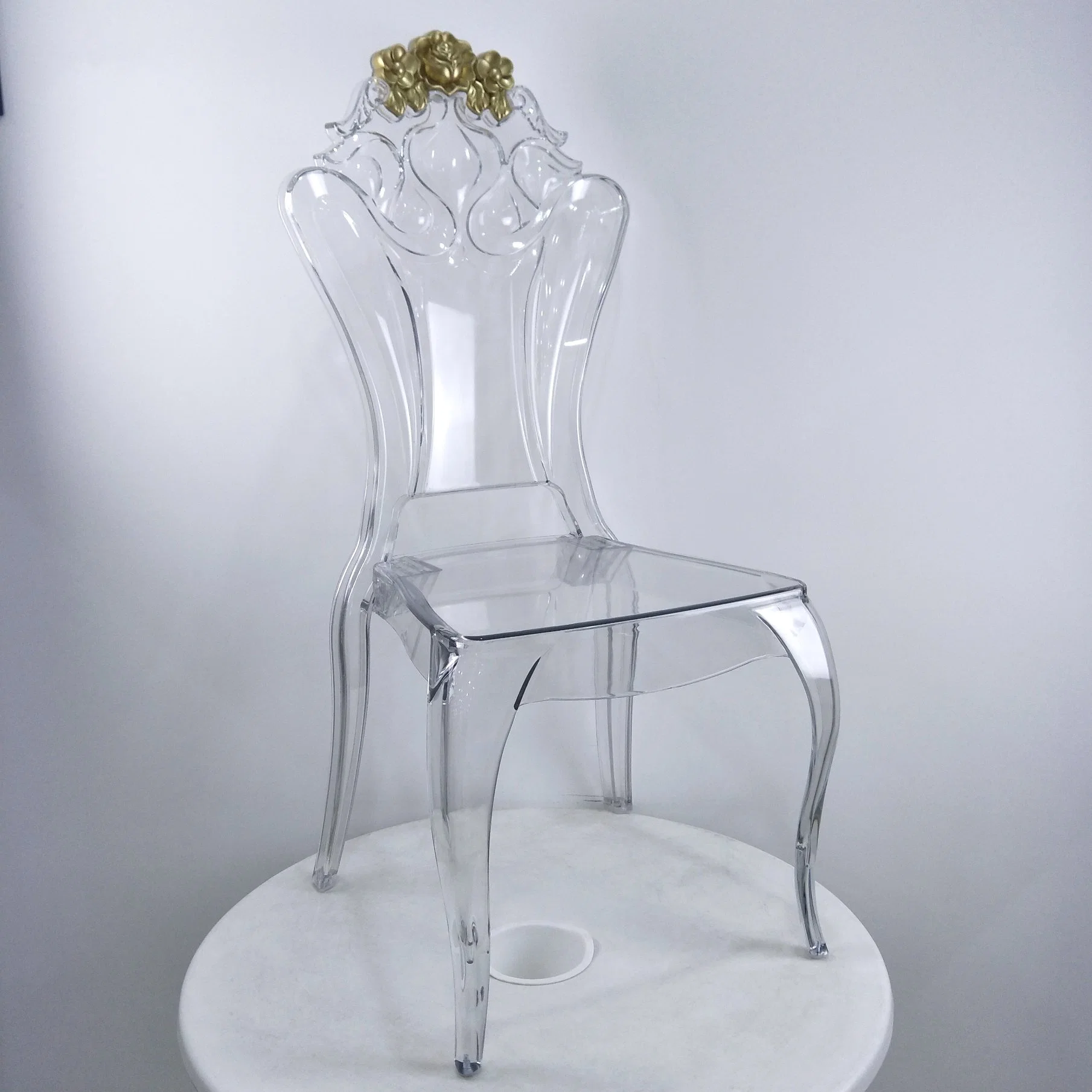 Indoor Outdoor Thick Sturdy Clear Iconic Design Stackable Chair for Wedding Reception and Banquet