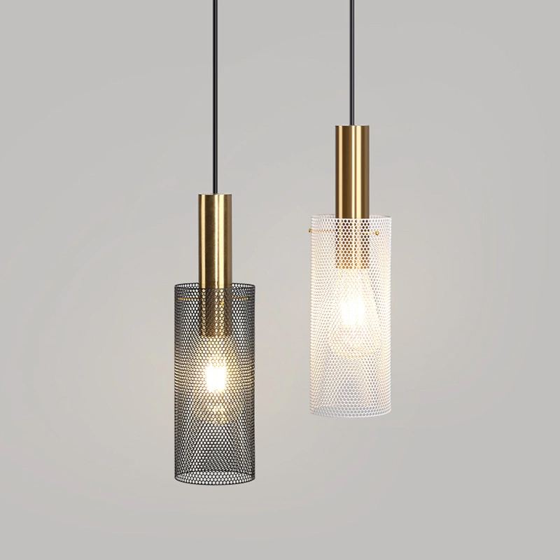 Lampe de chevet moderne et simple en fer avec ampoule LED, éclairage intérieur.