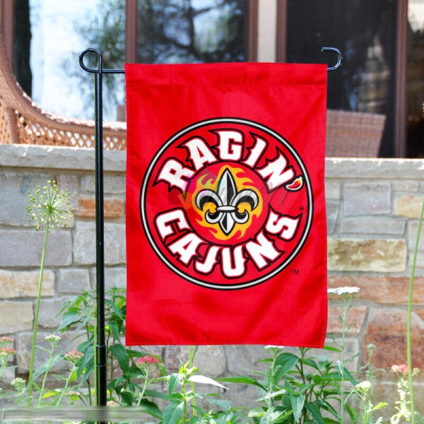 Custom Made Park/Garden Decoration Flags with Metal Poles