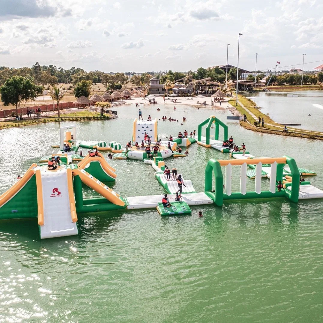 O Parque Aquático Inflável Bouncia para venda Parque Aquático Aqua parque de diversões para uso comercial