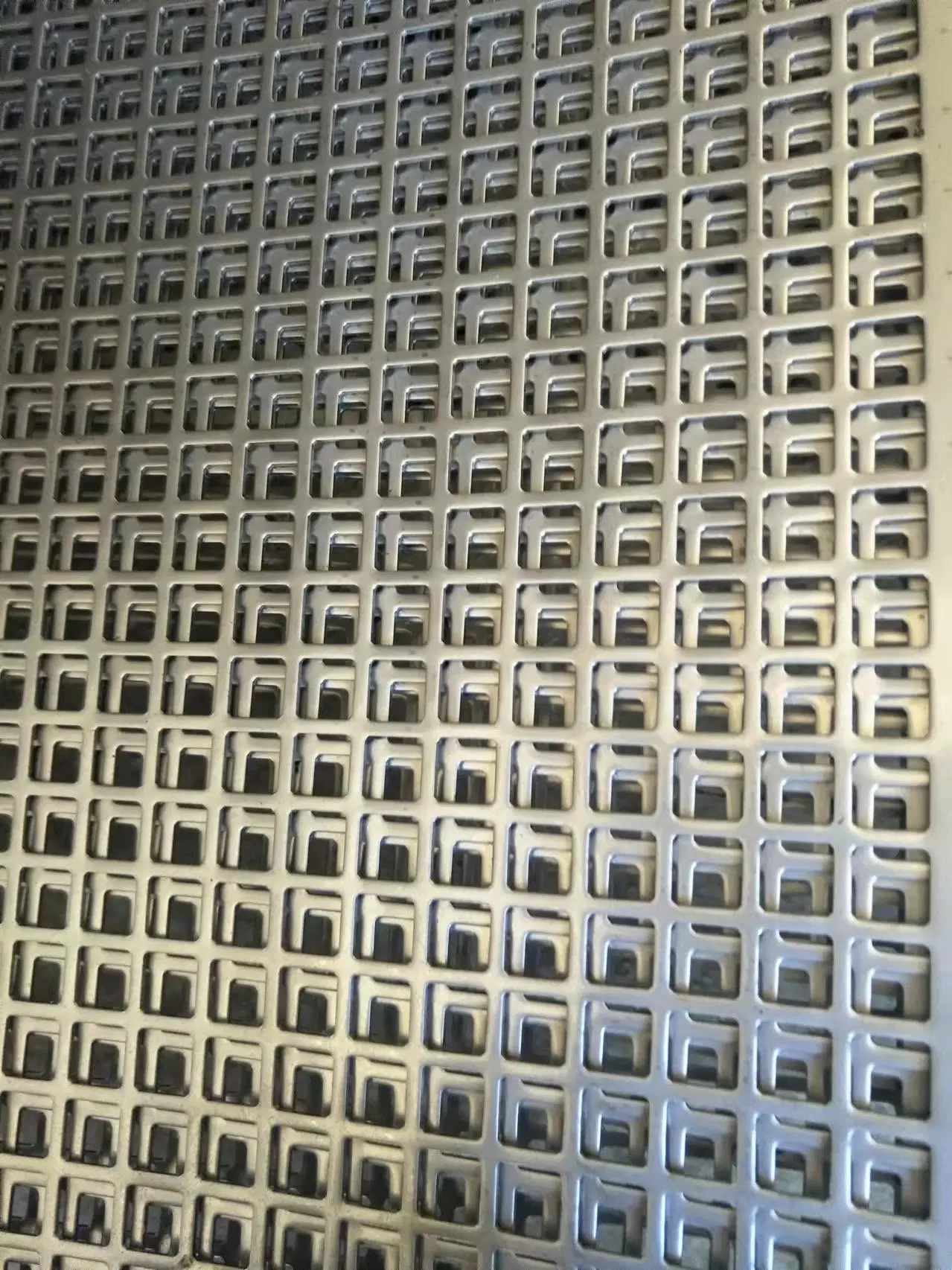 Perforated Metal Mesh Screen with Square Holes