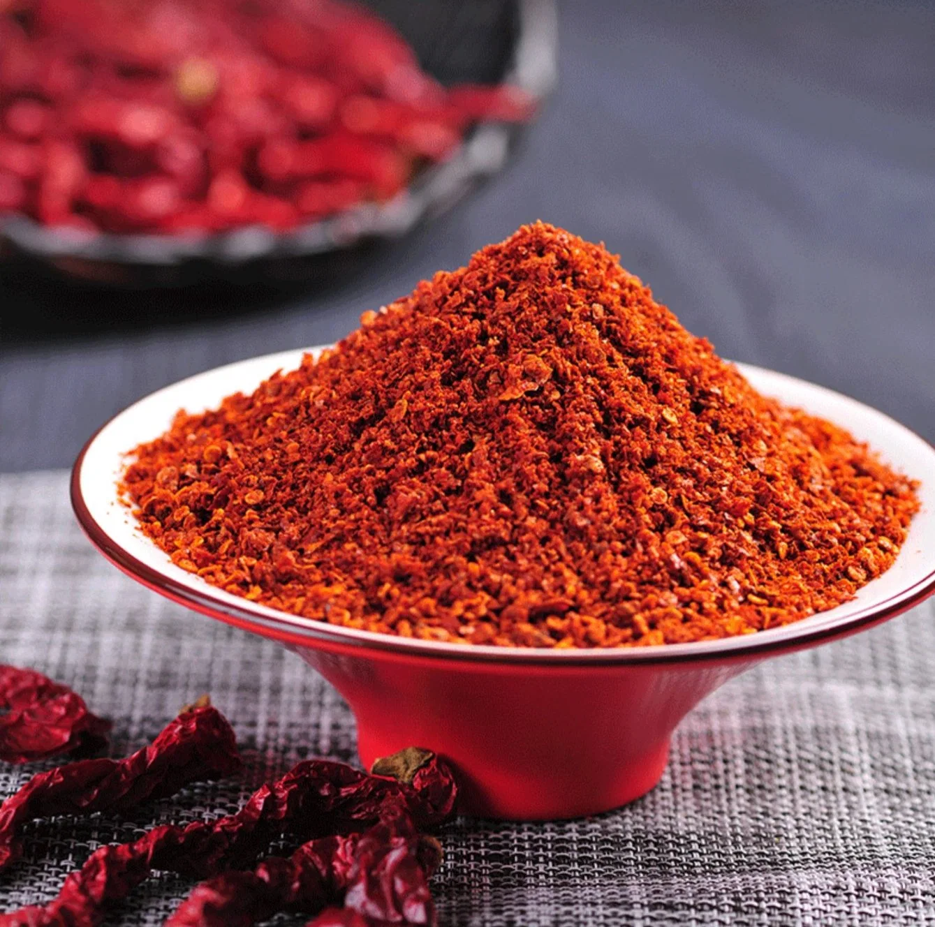 Xinglong / China Origin Hot Spicy Chilli Dried Red Chili Powder / Grade a