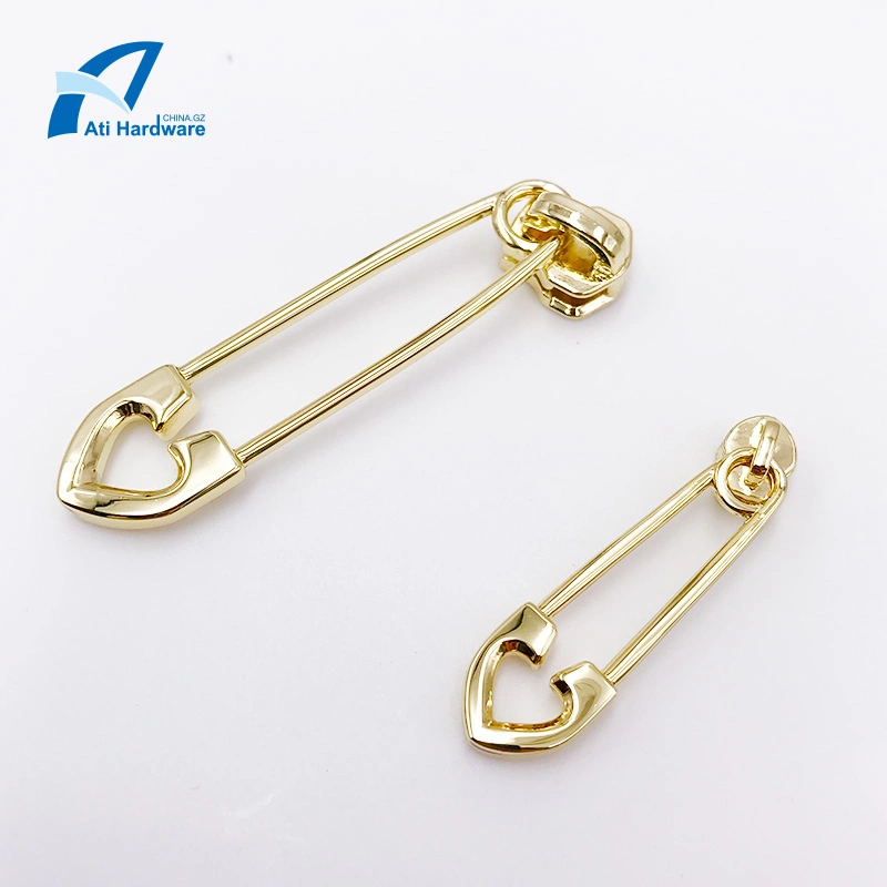 Light Golden Latest Style Metal Zipper Puller Chain for Bag/Hangbag/Clothing