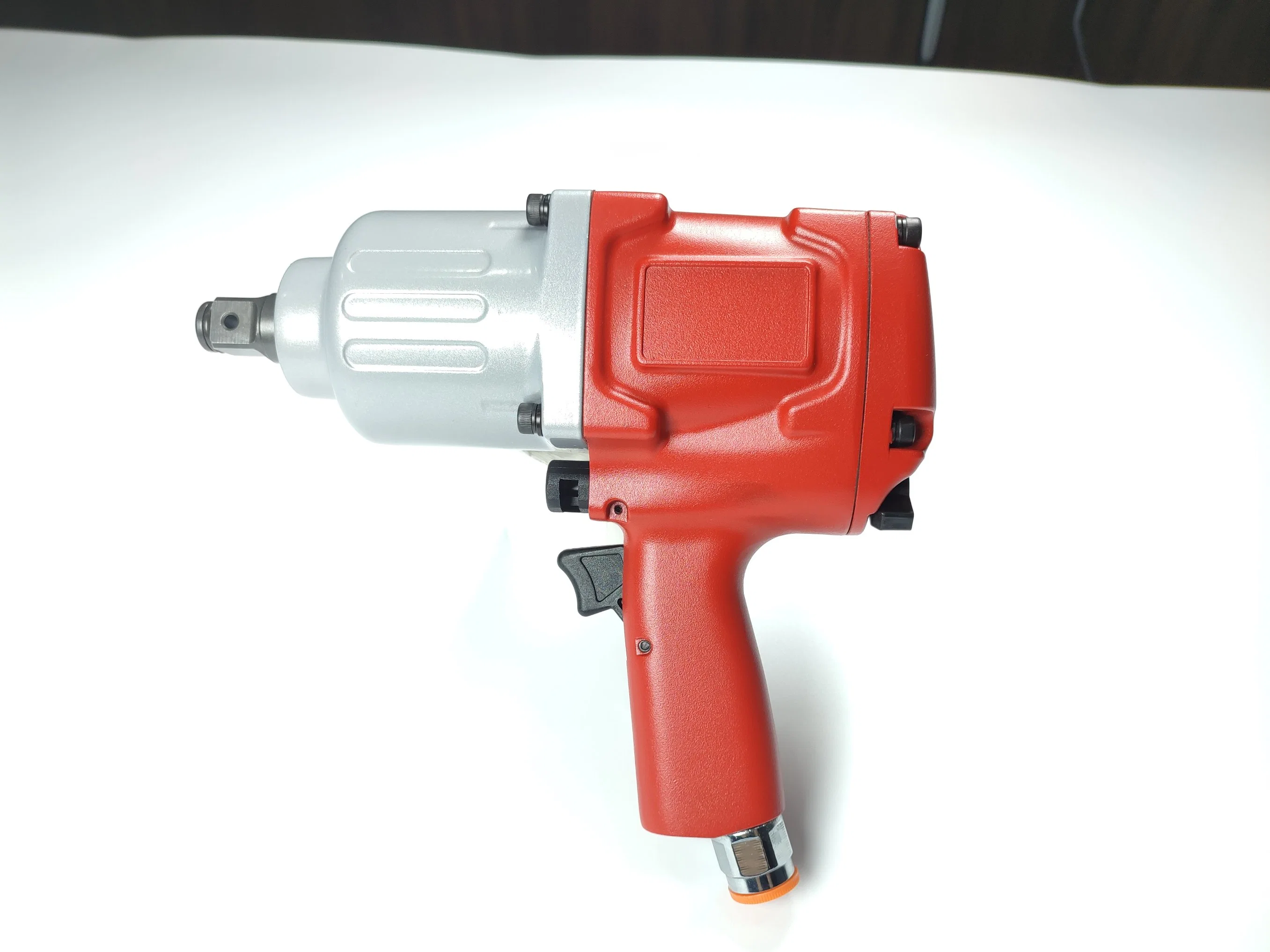 Medium Air Impact Wrench Pin-Less Hammer Pneumatic Impact Gun 1880nm