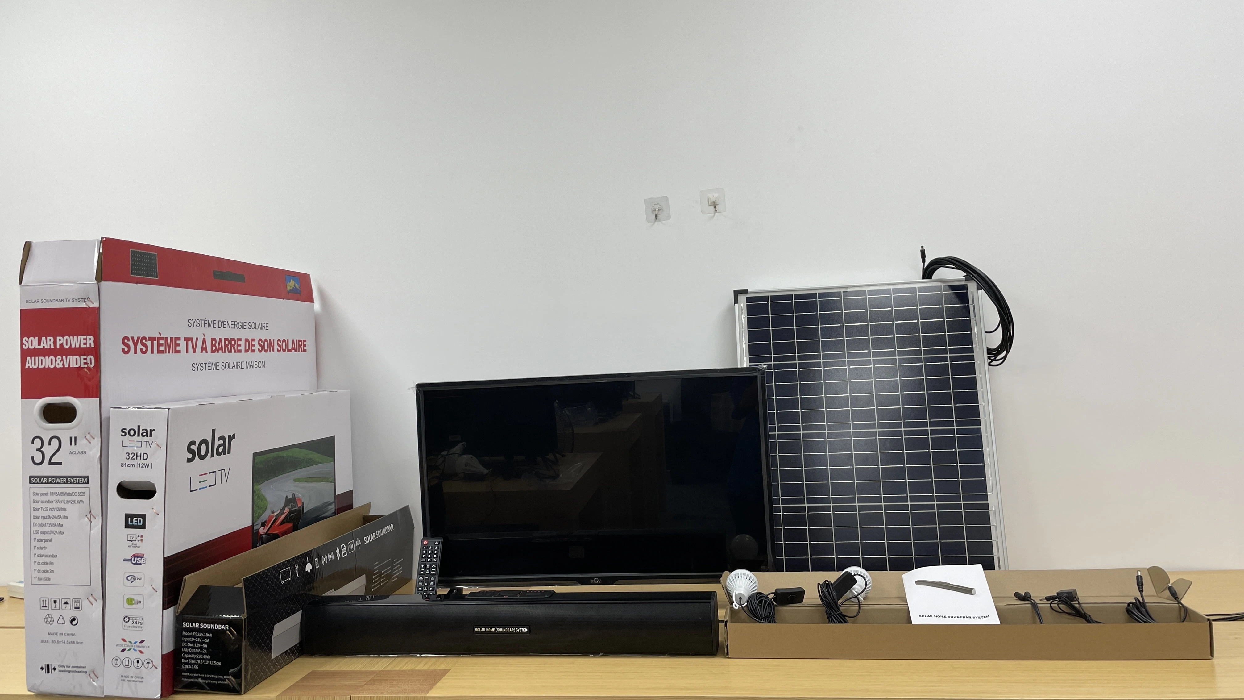 Système TV solaire système Home Cinéma système de haut-parleurs barre de son pour Télévision et Home Cinéma Bluetooth sans fil