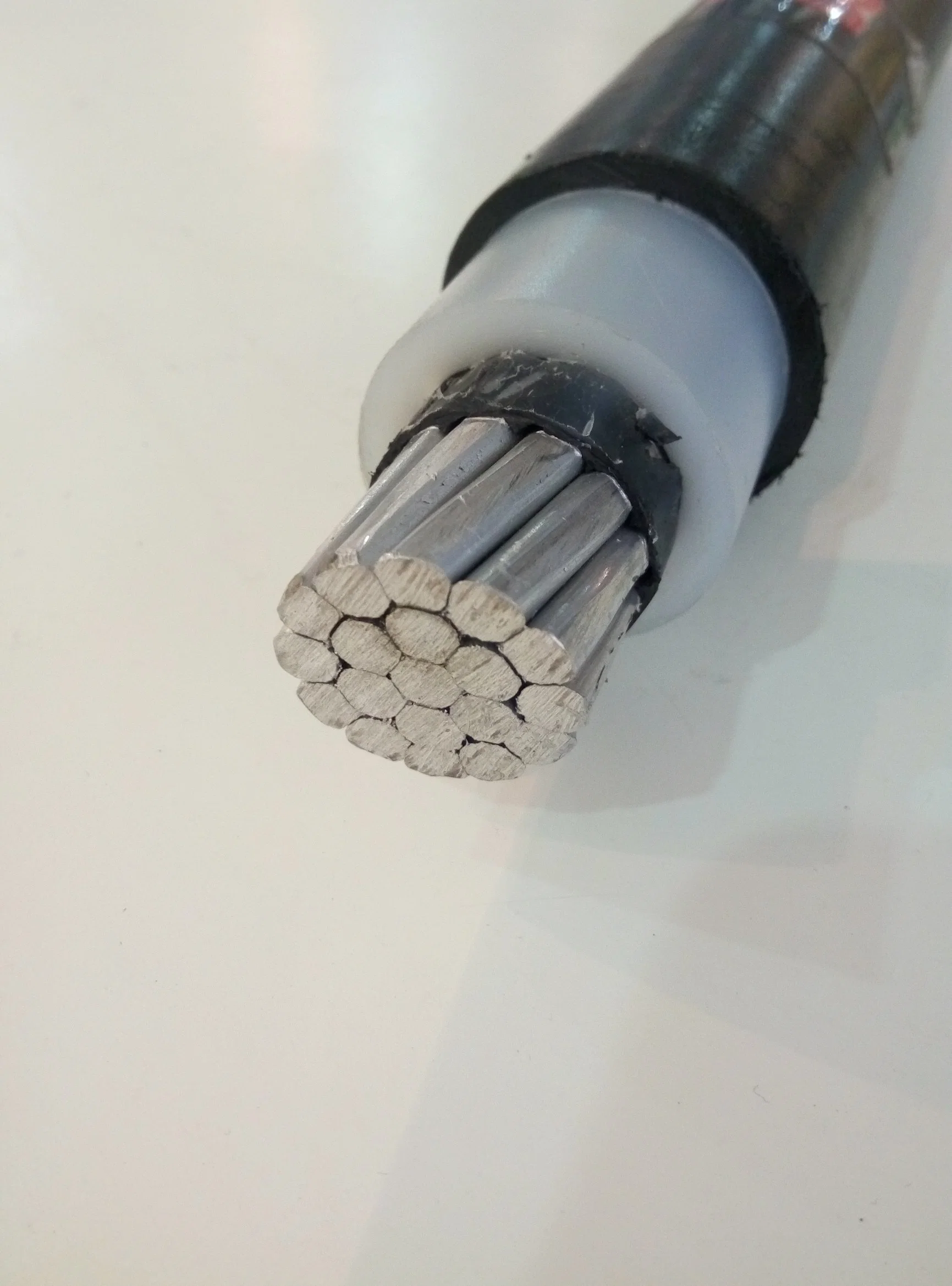 15kV Aluminum Tree Wire Aerial XLPE Insulation Cable